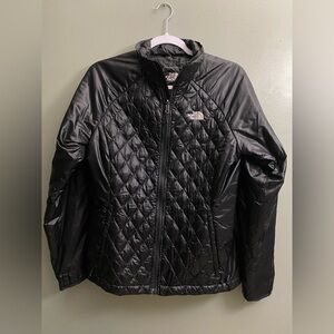 The North Face Women's Black Puffer Jacket size M Spring